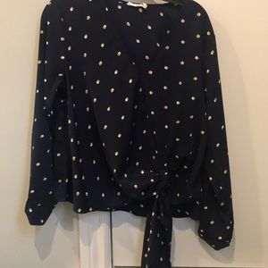 Blouse with tie waist